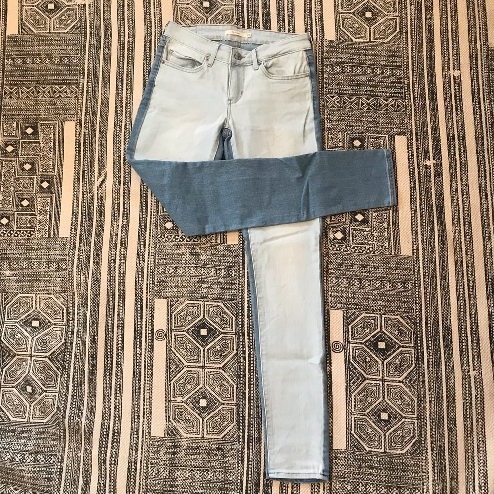 Levi’s two tone jeans